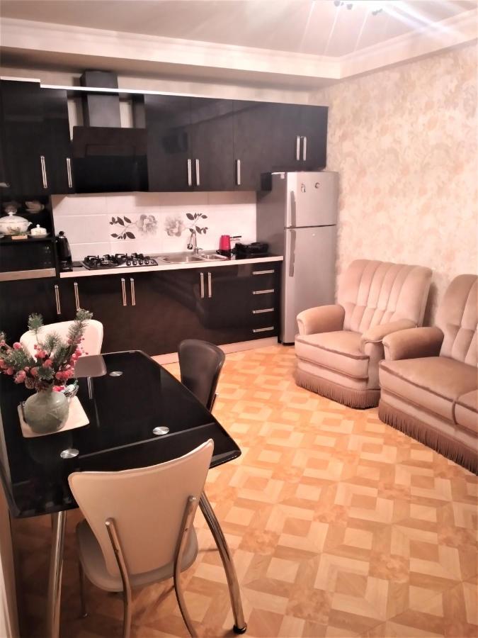 Izi'S Cozy Apartment كوتايسي المظهر الخارجي الصورة